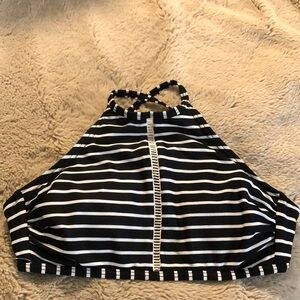 🔹4 for 30NWOT Xhilaration High Neck Bikini Top, size small